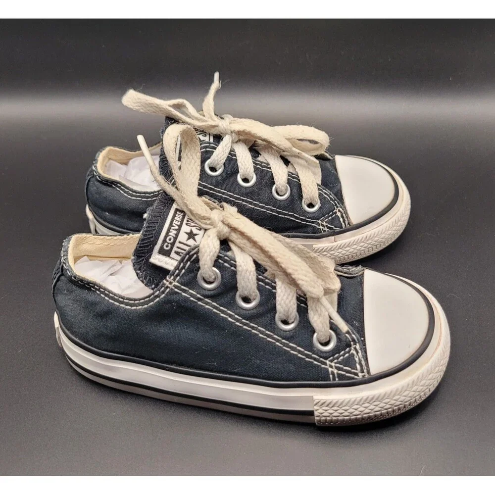 Converse Infant Size 7 (18-30 months suggested) Black Shoes Sneakers